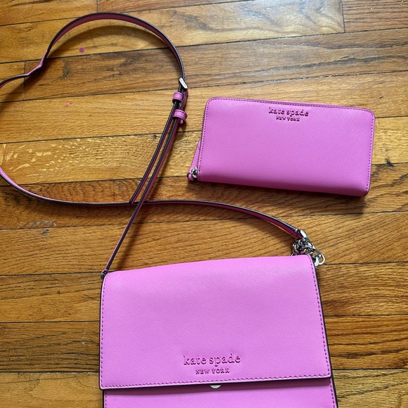Like new Kate Spade Crossbody & Wallet. Used once for a special occasion! - Picture 2 of 4